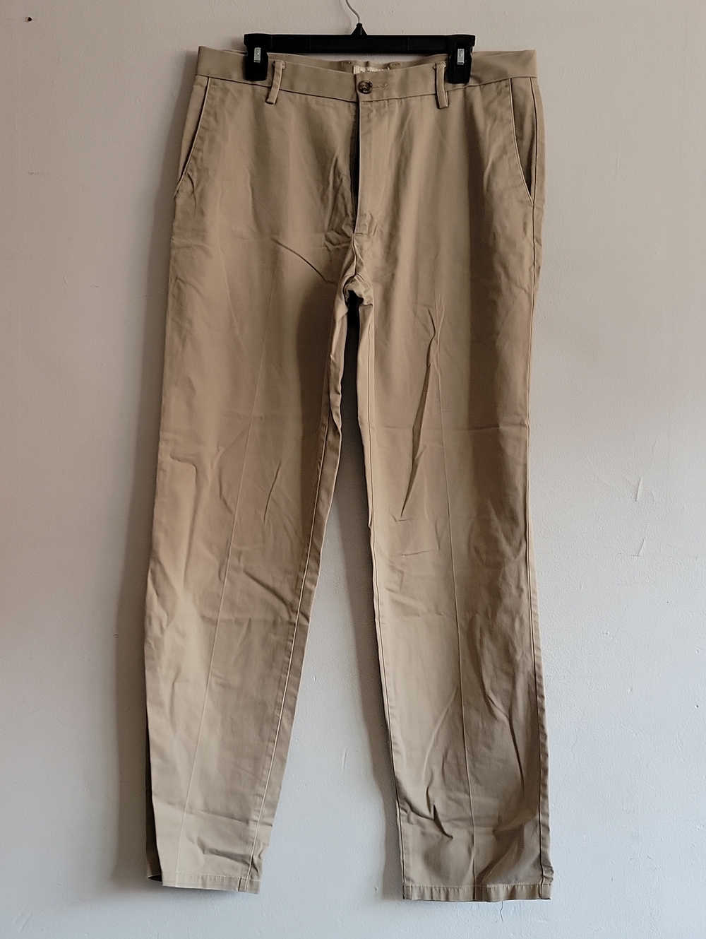 Men's 34" x 34" Dockers classic straight fit khaki chino casual/dressy pants